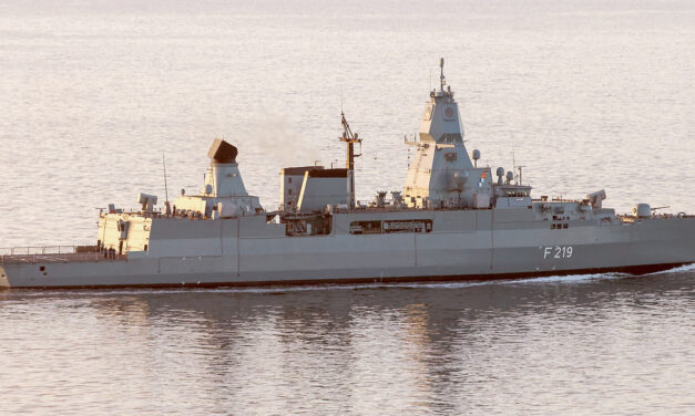 Fregatte "Sachsen" wieder mit 32 Zähnen im Gebiss