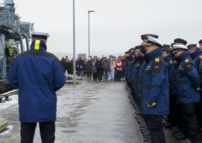 Am 10.01.24 lief das Minenjagdboot Grömitz, unter Führung von Kommandant, Fregattenkapitän Fischborn in Richtung Ägäis aus. Foto: Marcel Kröncke