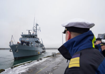 Am 10.01.24 lief das Minenjagdboot Grömitz, unter Führung von Kommandant, Fregattenkapitän Fischborn in Richtung Ägäis aus. Foto: Marcel Kröncke