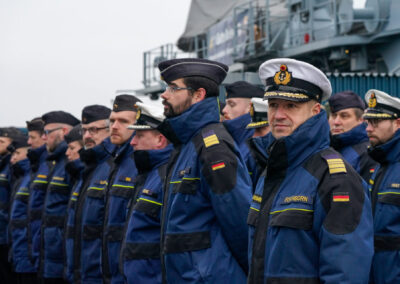Am 10.01.24 lief das Minenjagdboot Grömitz, unter Führung von Kommandant, Fregattenkapitän Fischborn in Richtung Ägäis aus. Foto: Marcel Kröncke