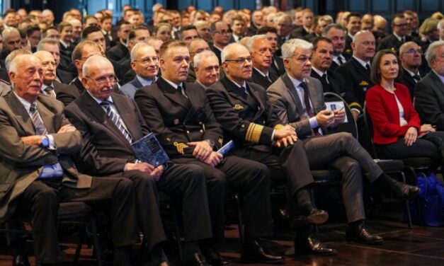 „Weil wir den ganzen Scheiß hier lieben“