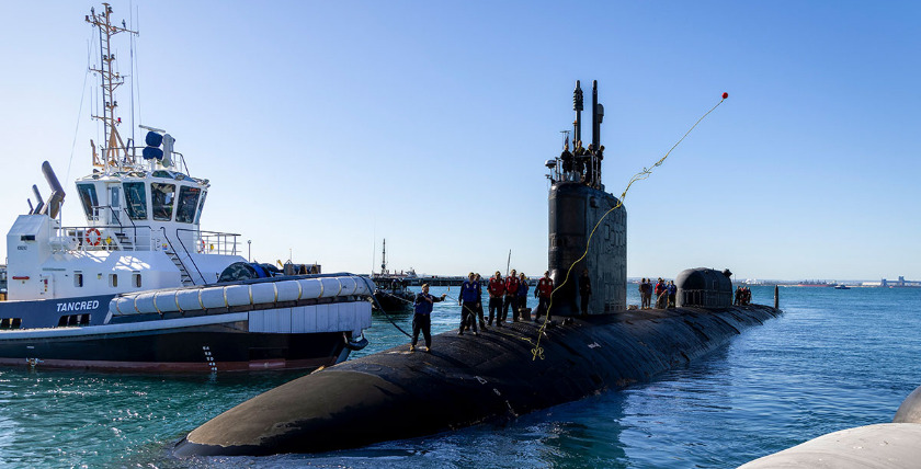 USS NORTH CAROLINA beim Anlaufen des westaustralischen Hafens Rockingham. Foto: US Navy