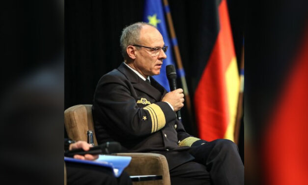 Inspekteur der Marine bekräftigt seine Forderungen