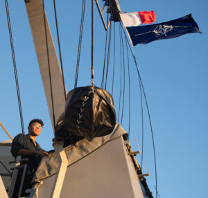 In der Ostsee zeigen auchdie USA Flagge für die NATO, Foto: US Navy/Ezekiel Duran