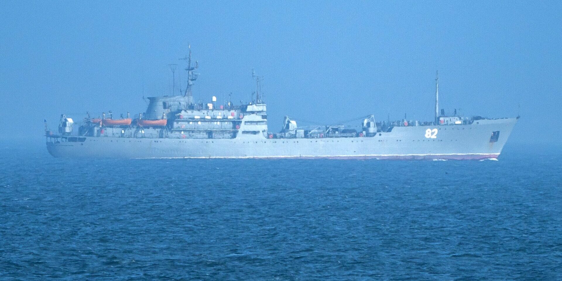 Russisches Werkstattschiff "PM82" der Amur-Klasse vor Fehmarn. Foto: Michael Nitz