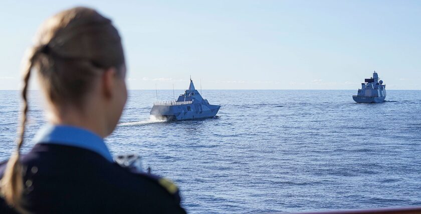 Northern Coasts 2023: Dänische und schwedische Einheiten üben zusammen mit der deutschen Fregatte Hamburg, Foto: Bw/Leon Rodewald