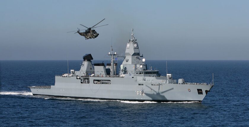 Für die Hessen und ihre Besatzung ist der Einsatz im Roten Meer mit Gefahren verbunden, Foto: Bw/Ricarda Schönbrodt