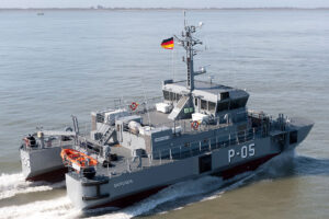 Fünf Einheiten umfasst die lettischeSkrunda-Klasse. Der Swath-Entwurf stammt von Abeking & Rasmussen, Foto: A&R
