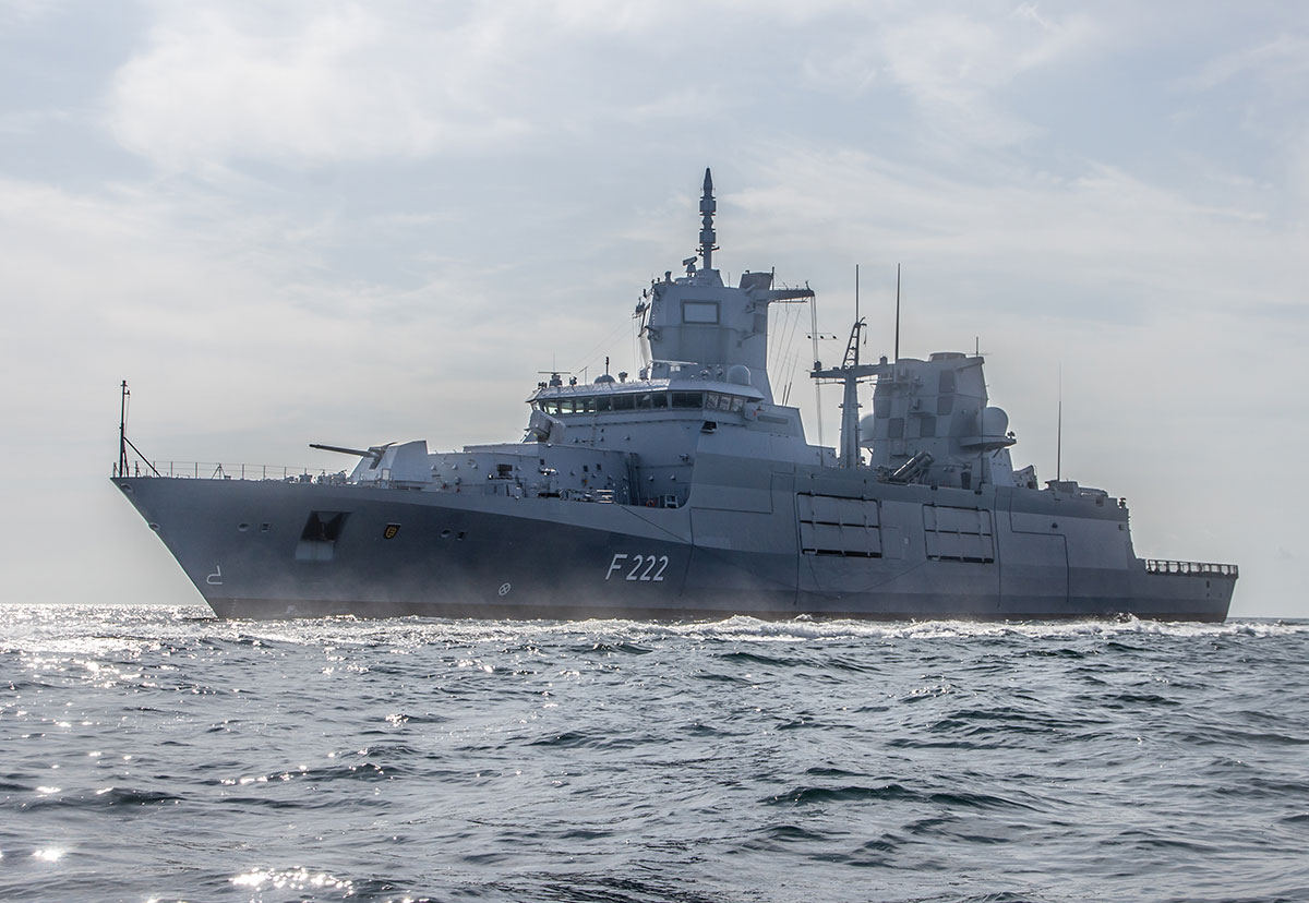 Erstmals wird mit derBaden-Württemberg eine Fregatte der Klasse 125 die Erde umrunden, Foto: Bw/Marcel Kröncke