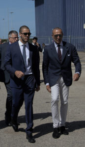 Tiefe Bestürzung löste Ende Januar der Todvon Visionär und Mäzen Iskandar Safa (r.) aus; Sohn Akram übernahm verzugslos das Ruder bei GNYK, Foto: CMN Naval