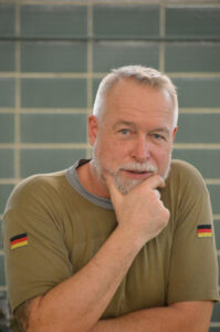 Kapitänleutnant Thomas leitet die U-Boot-Rettungsausbildung am EAZS M, Fotos: Philipp Steiner