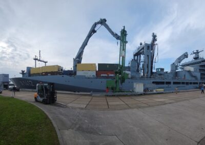 EGV "Frankfurt am Main" vor dem Auslaufen aus Wilhelmshaven. Foto: U. Mergener