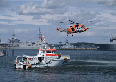 German Navy SeaKing during rescue exercise with DGzRS cruiser "Berlin"