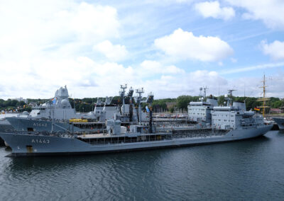 Fuel tankers "Rhön" and "Spessart" in a package