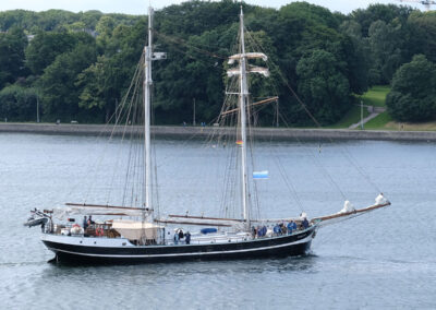 Traditional sailing ship "Banjaard"