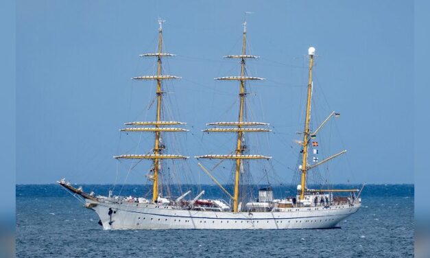 Gorch Fock: Einmal Afrika und zurück