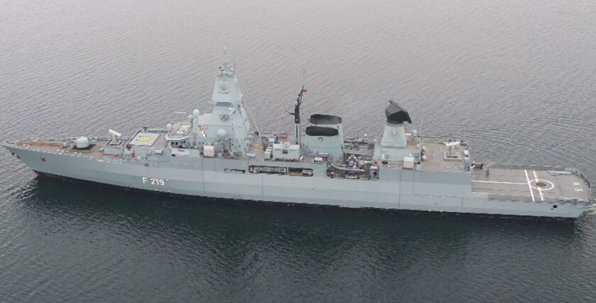 Die Fregatte Sachse n, ausgestattet mit dem Laserwaffendemonstrator, Fotos: BAAINBw