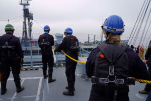 Versorgung in See auf dem EGV Bonn bei der Übung Noco 2023, Fotos: Bw/Leon Rodewald