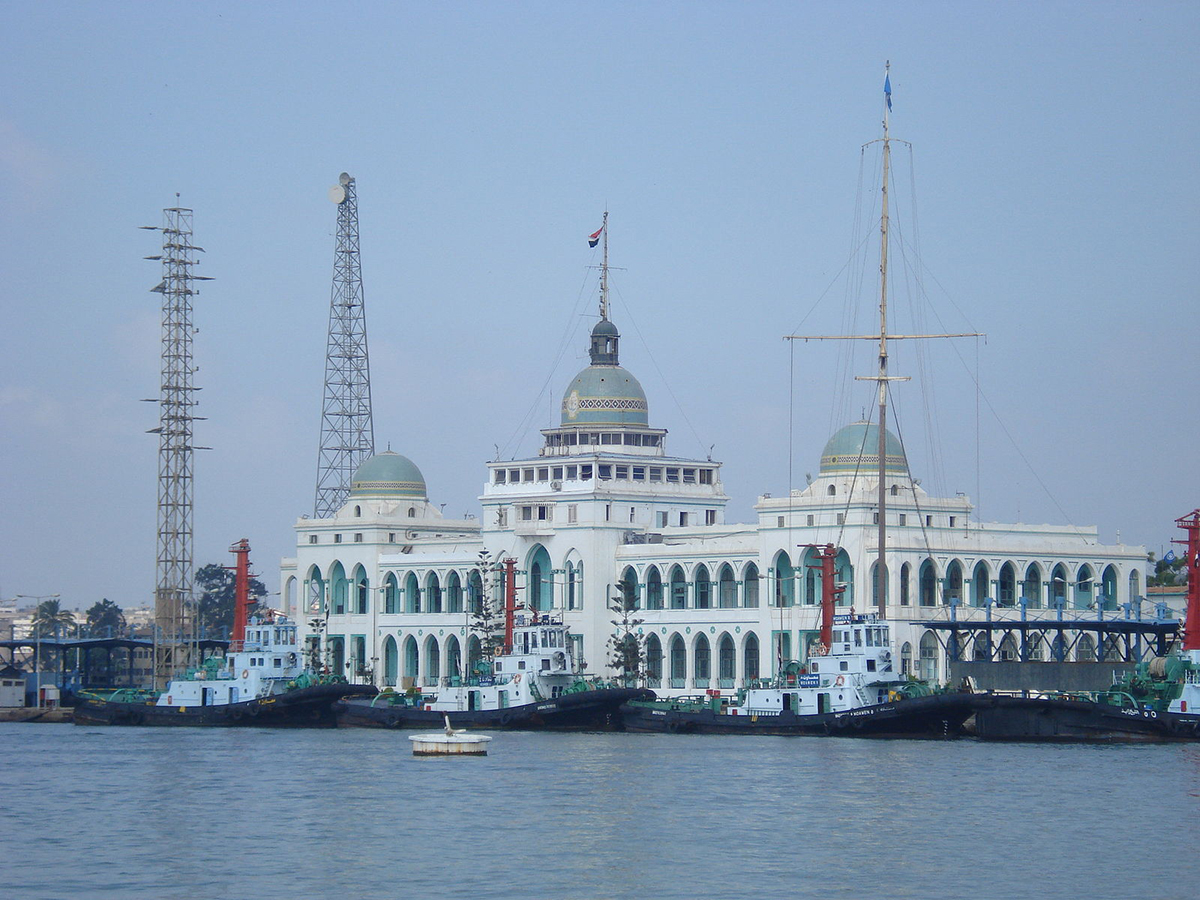 Building of the Suez Canal Authority (SCA) in Port Said. Photo: Abdelrhman-1990 - CC BY 3.0