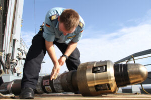 Wo mit den Händen gearbeitetwird, lauern Gefahren, Foto: Bw/Steve Back