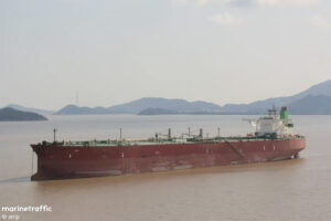 Rohöltanker „Ceres I“ vor Anker. Foto: marinetraffic, smp