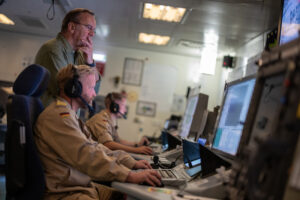 Verteidigungsminister Boris Pistorius zu Besuch an Bord der Baden-Württemberg, Foto: Bw/Tom Twardy
