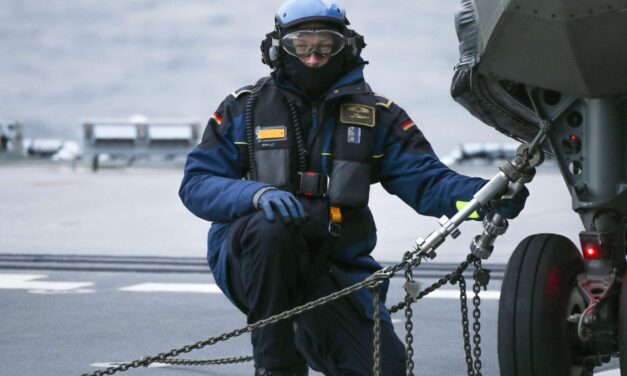 Bekleidung für die Truppe