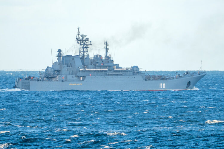 Landungsschiff „Alexandr Shabalin“ im Fehmarnbelt. Foto: Michael Nitz.