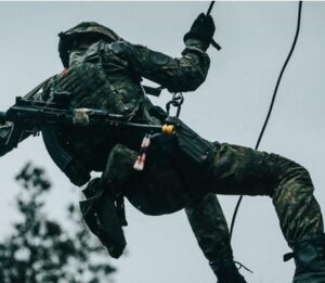 Soldat der Special Forces der finnischen Küstenwache Foto: Raja @24