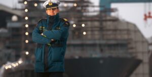 Fregattenkapitän Karsten Uwe Schlüter ist seit September 2023 Kommandant der Berlin, Foto: Bw/Michael May