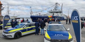 Indienststellung "Rügen" im Hafen von Stralsund. Foto: Hauptzollamt Stralsund