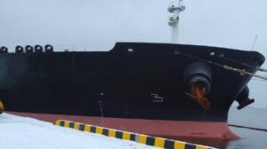 Koala“ an der Pier in Ust-Luga: Bild: Russian Ministry of Emergency Situations/Baza