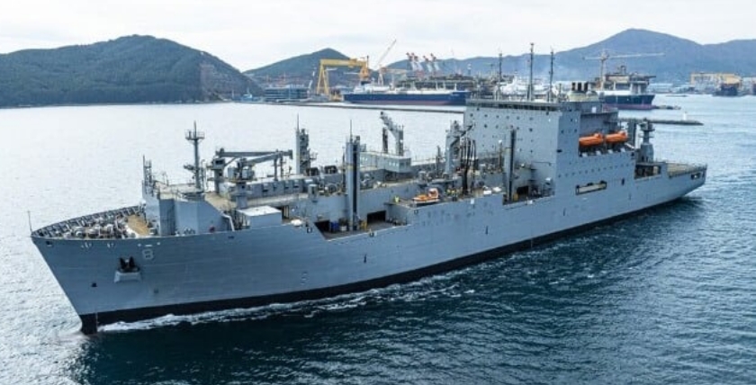 USNS „Wally Schirra“ beim Auslaufen aus Südkorea nach der Instandsetzungsphase. Foto: Hanwha Ocean