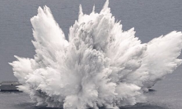 Frankreich testet die Fregatte „Courbet“