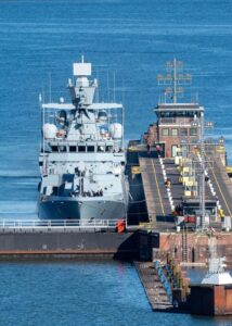 Korvette "Emden" Foto: Michael Nitz