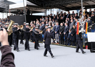 Taufe der Augsburg. Ausmarsch der Ehrenformation. Foto: hsc