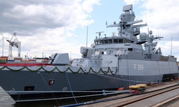 Korvette "Augsburg" getauft