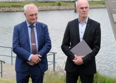 Konteradmiral Thorsten Kähler, Vorsitzender MOV und Joachim Stoll, Bürgermeister der Stadt Kappeln, Foto: HS