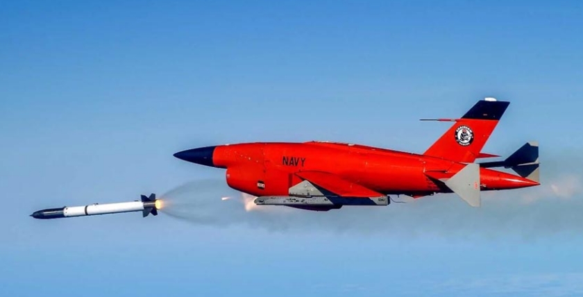 Zieldarstellungs-Drohne BQM-34 mit SFIRR, Foto: US-Navy