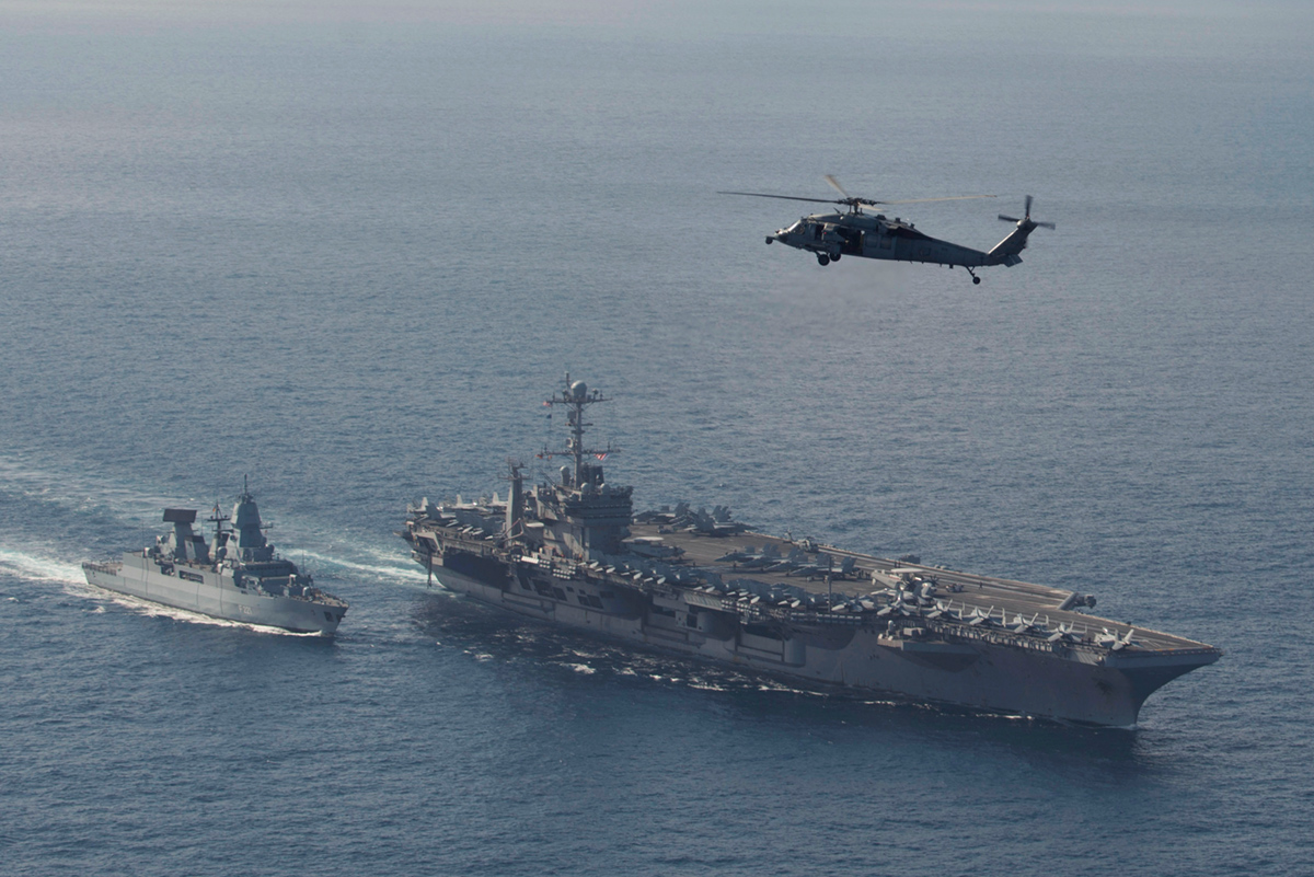Am Schutz von US-Flugzeugträgerverbänden beteiligten sich mehrmals deutsche Fregatten der Klasse 124, Foto: US Navy/Scott Swofford