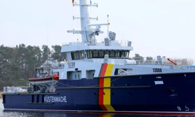Peene-Werft liefert Zollschiff aus