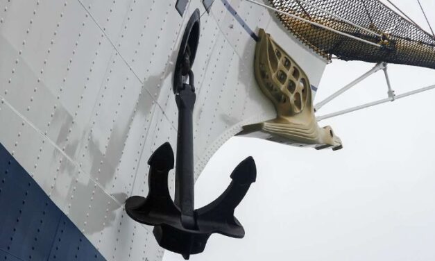 "Gorch Fock" – ein Anker als Zeichen der Verbundenheit