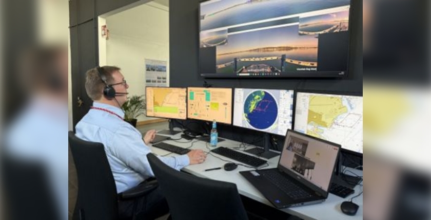 Die Fernsteuerungs-Zentrale des « Wavelab ». Quelle: Anschütz