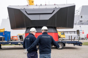 Thales Naval Nederland hat das gewaltige Radar des Smart-L entwickelt, Foto: Thales