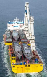 Oberdecksfracht. Foto: Michael Nitz