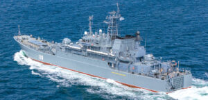 Russisches Ropucha-Landungsschiff "Alexandr Shabalin" im Sommer 2025 in der Ostsee. Foto: Michael Nitz, Naval Press Service