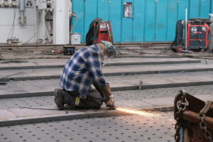 Trotz moderner Maschinen ist weiterhin Handarbeit gefragt, Foto: hsc