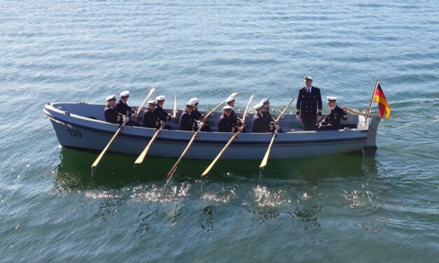 Kommandowechsel in Warnemünde