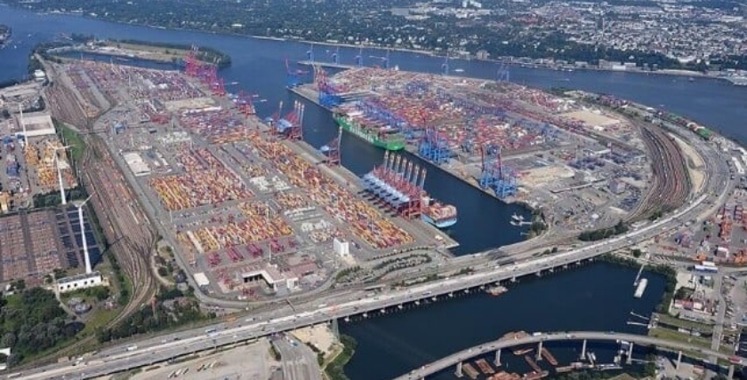 Deutsche Seehäfen hoffen auf Priorisierung. Bild: Hamburg Port, Carsten Steger / CC BY SA 4.0