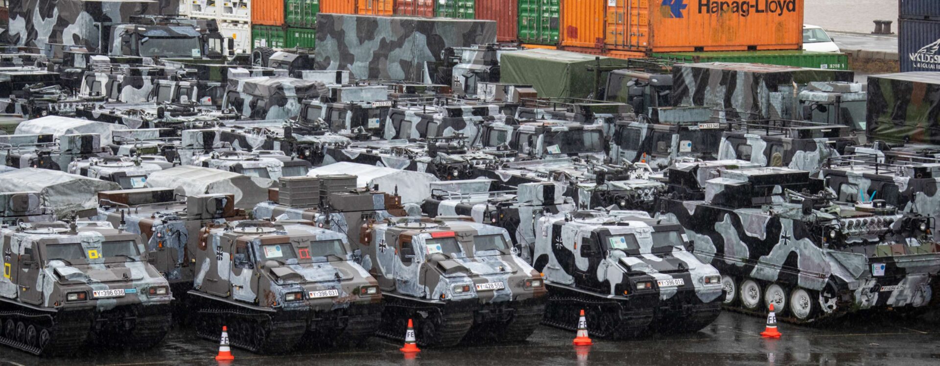 Hafenumschlag von Fahrzeugen der Bundeswehr, Foto: Bw/Susanne Hähnel